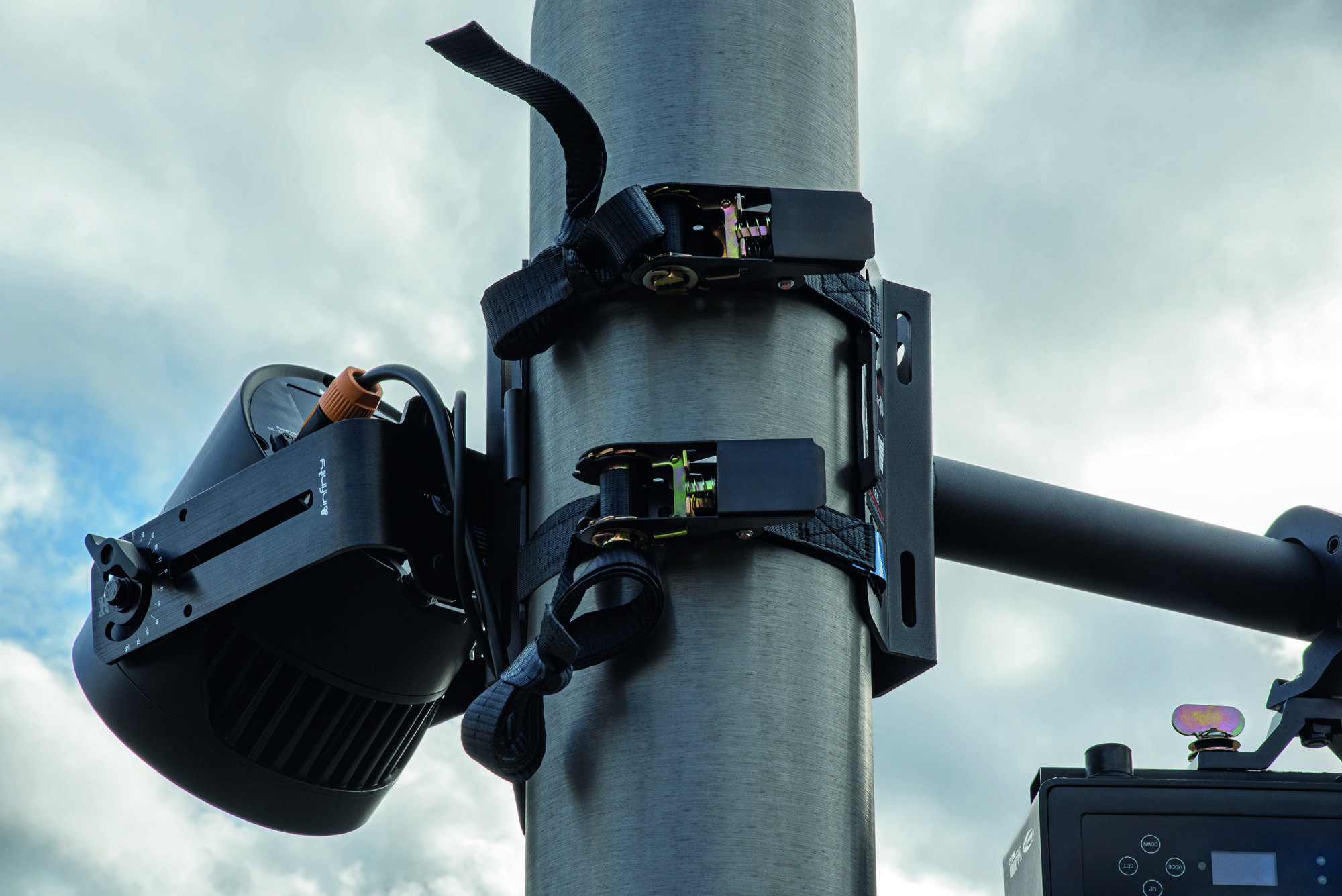 Showgear Mast/Pole Mounting Bracket - Afbeelding 5